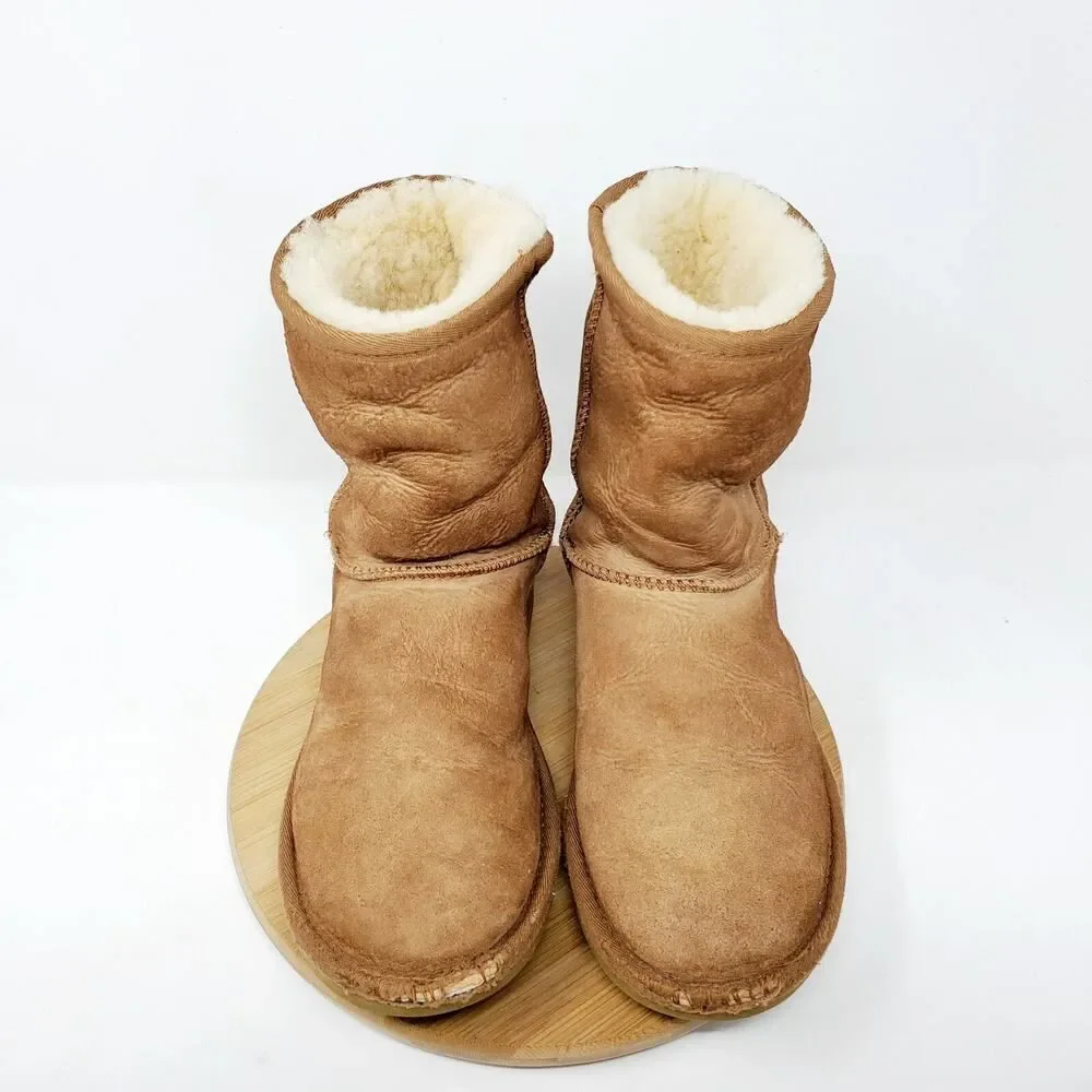 UGG‎ Classic Short II Boots Women 6 Brown Suede Shearling Lined Shoes Distressed